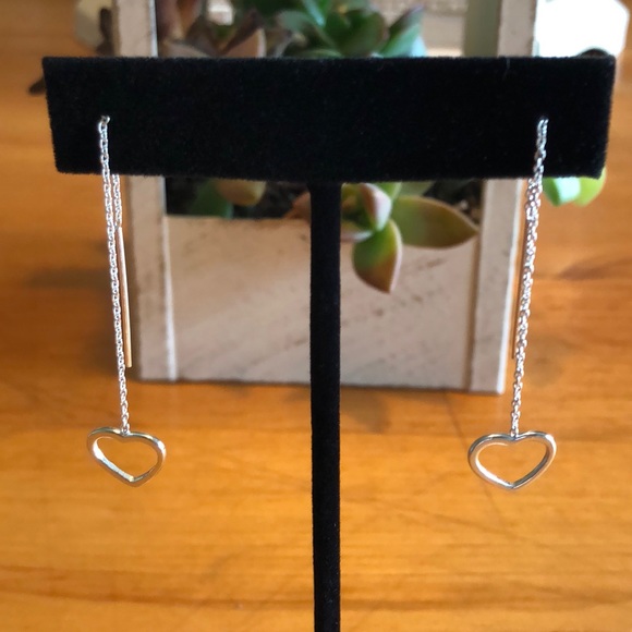 925 Heart Threader Earrings - Picture 3 of 7